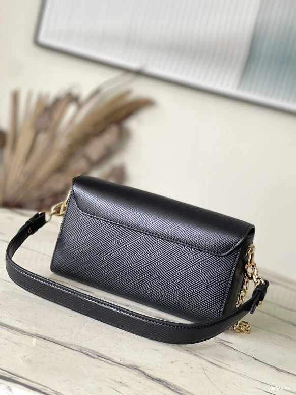 LOUIS cm TWIST-23.5*12*7 VUITTON 0814